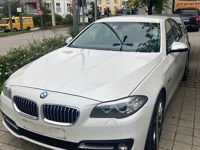 BMW 525