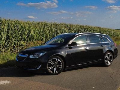 Schwarz Gebraucht 2017 Opel Insignia Kombi | 13.999 € (Fairer Preis)