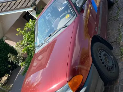 Gebraucht Opel Astra 90 PS (66 kW) 1993 Rot Limousine
