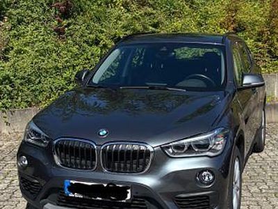 Gebraucht BMW X1 Advantage 190 PS (139 kW) 2019 Grau SUV