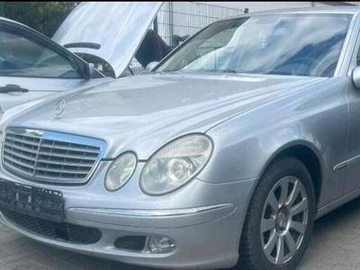 Mercedes E220