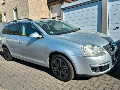 Gebraucht VW Golf V 105 PS (77 kW) 2009 Grau Kombi