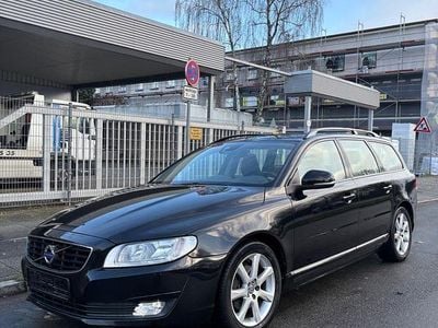 Second-hand Volvo V70 Linje Svart 190 CP (139 kW) 2015 Negru Break
