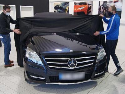 Gebraucht Mercedes R500 AMG 430 PS (316 kW) 2012 Schwarz Van / Kleinbus