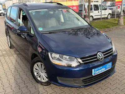 Gebraucht VW Sharan 150 PS (110 kW) 2017 Atlantic blue metallic Van / Kleinbus