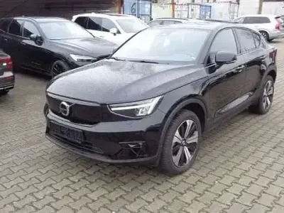 Begagnad Volvo C40 Ultimate 300 kW (408 HK) 2022 Svart SUV
