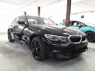 Gebraucht BMW 330 Advantage 252 PS (185 kW) 2022 Schwarz Limousine