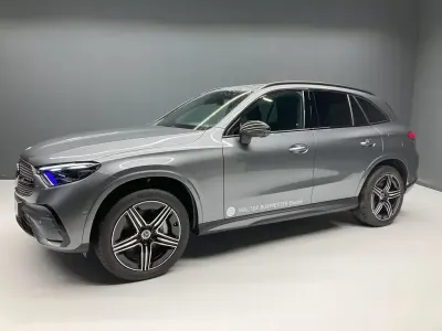 Używany Mercedes GLC300e Night 313 KM (230 kW) 2023 Szary SUV