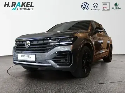 Usata VW Touareg R-line 231 CV (169 kW) 2020 Grigio SUV