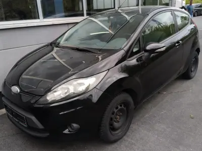 Gebraucht Ford Fiesta 82 PS (60 kW) 2010 Schwarz Kleinwagen