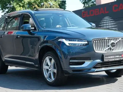 Gebraucht Volvo XC90 455 PS (334 kW) 2023 Denim blue (metallic) SUV