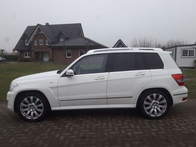 Gebraucht Mercedes GLK220 170 PS (125 kW) 2012 Calcitweiss  unilack SUV