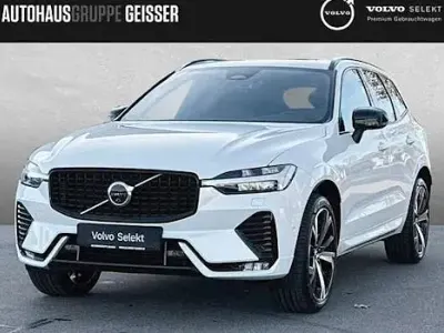 Second-hand Volvo XC60 Plus 250 CP (183 kW) 2025 Alb SUV