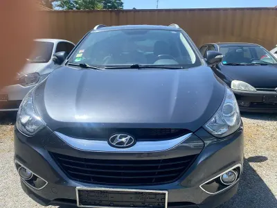 Gebraucht Hyundai ix35 Style 163 PS (119 kW) 2011 Grau SUV