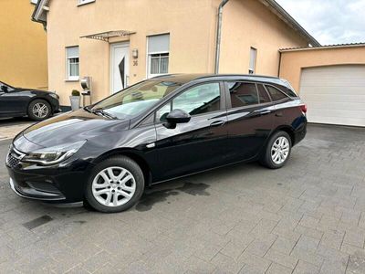 gebraucht Opel Astra Sports Tourer *1. Hand*136ps*DAB*