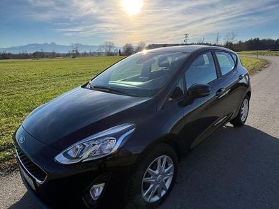 Schwarz Gebraucht 2019 Ford Fiesta Cool & Connect Limousine | 9.500 € (Fairer Preis)