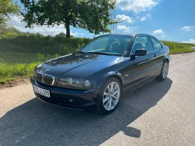 Gebraucht BMW 325 192 PS (141 kW) 2002 Blau Coupé