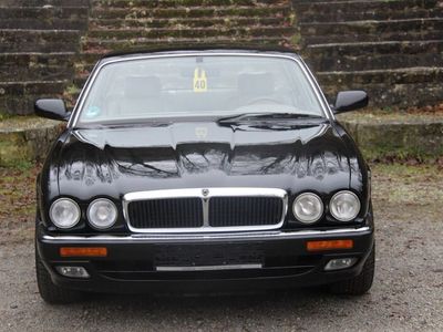 Jaguar XJ6
