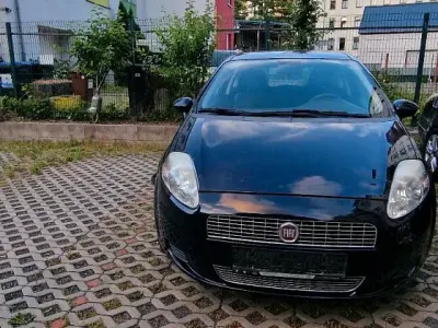 Gebraucht Fiat Punto 60 PS (44 kW) 2009 Blau Kleinwagen