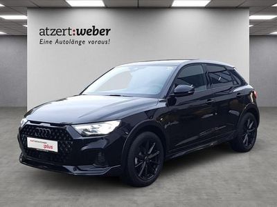 Schwarz (mythosschwarz metallic) Neu 2025 Audi A1 Ambiente Kleinwagen | 30.560 € (Guter Preis)