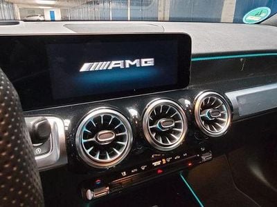 Mercedes GLB35