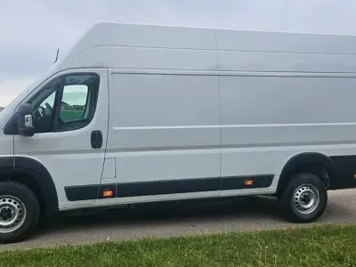 Używany Opel Movano 200 kW (272 KM) 2024 Biały Van