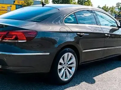 Gebraucht VW CC 160 PS (117 kW) 2014 Braun Limousine