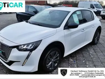 Occasion Peugeot e-208 Allure+ 100 kW (136 PK) 2023 Wit Hatchback