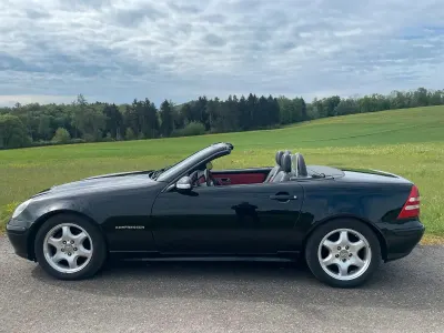 Second-hand Mercedes SLK200 120 CP (88 kW) 2000 Negru Cabrio