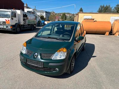 Begagnad Renault Modus 75 HK (55 kW) 2005 Grön Minibuss