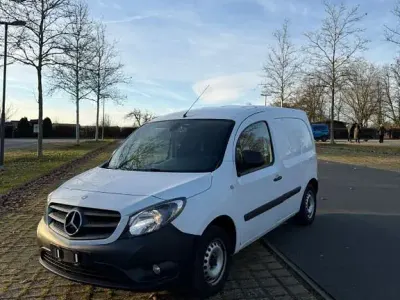Gebraucht Mercedes Citan 109 90 PS (66 kW) 2018 Weiß Van / Kleinbus