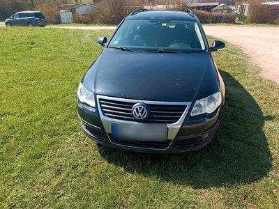 Gebraucht VW Passat 110 PS (80 kW) 2009 Schwarz Kombi