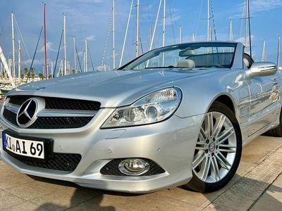 Usata Mercedes SL500 387 CV (284 kW) 2008 Argento Cabrio