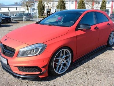 Gebraucht Mercedes A200 AMG 136 PS (100 kW) 2015 Rot Limousine