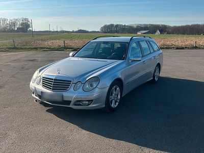 Gebraucht Mercedes E280 190 PS (139 kW) 2008 Silber Kombi