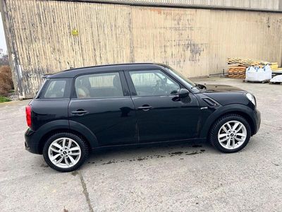Second-hand Mini Cooper SD Countryman 143 CP (105 kW) 2013 Negru SUV