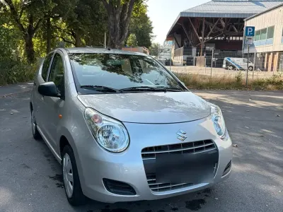 Gebraucht Suzuki Alto 68 PS (50 kW) 2010 Gold Kleinwagen