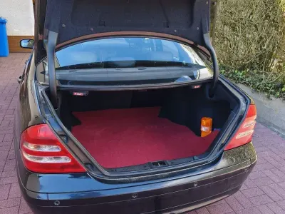 Gebraucht Mercedes C180 Classic 143 PS (105 kW) 2003 Schwarz Limousine