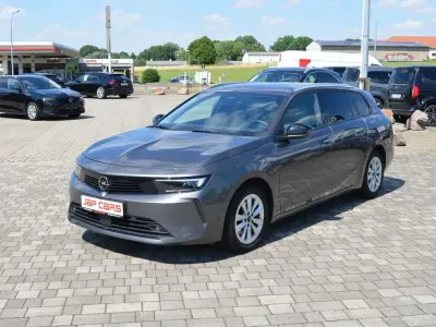 Gebraucht Opel Astra Elegance 131 PS (96 kW) 2023 Vulkangrau Kleinwagen