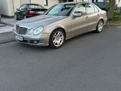 Brugt Mercedes E220 Elegance 170 HK (125 kW) 2008 Grå Sedan