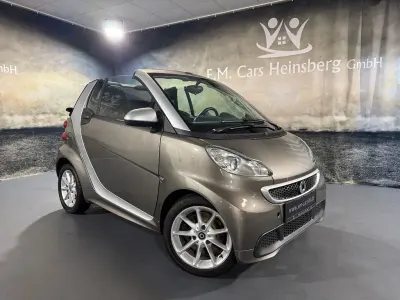 Gebraucht Smart ForTwo Cabrio Passion 71 PS (52 kW) 2013 Silber Cabrio