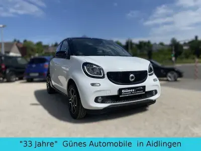 Gebraucht Smart ForFour Basis 71 PS (52 kW) 2016 Schwarz Kleinwagen
