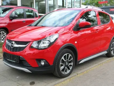 Gebraucht Opel Karl Rocks 75 PS (55 kW) 2017 Rot Kleinwagen
