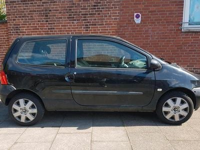 Second-hand Renault Twingo 70 CP (51 kW) 2004 Hatchback