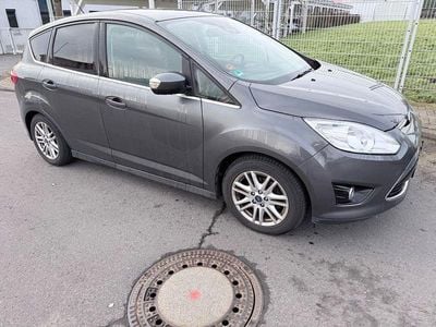 Grau Gebraucht 2015 Ford C-MAX Titanium Van / Kleinbus | 4.250 € (Guter Preis)