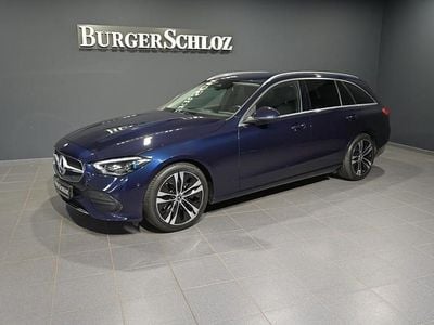 Gebraucht Mercedes C200 Avantgarde 163 PS (119 kW) 2022 Cavansitblau metallic Limousine