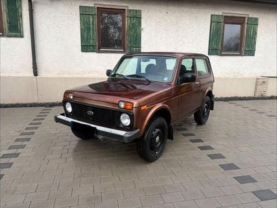 Second-hand Lada niva 83 CP (61 kW) 2012 Maro SUV