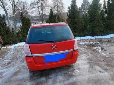 Rot Gebraucht 2007 Opel Zafira Van / Kleinbus | 2.500 € (Fairer Preis)