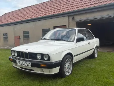 Gebraucht BMW 316 102 PS (75 kW) 1988 Weiß Coupé