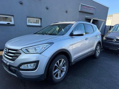 Gebraucht Hyundai Santa Fe Style 197 PS (144 kW) 2015 Silber SUV